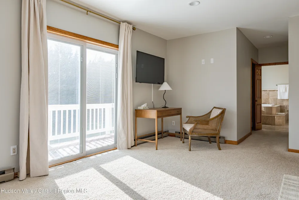 3913 County Hwy-23C, Jewett, NY 12444