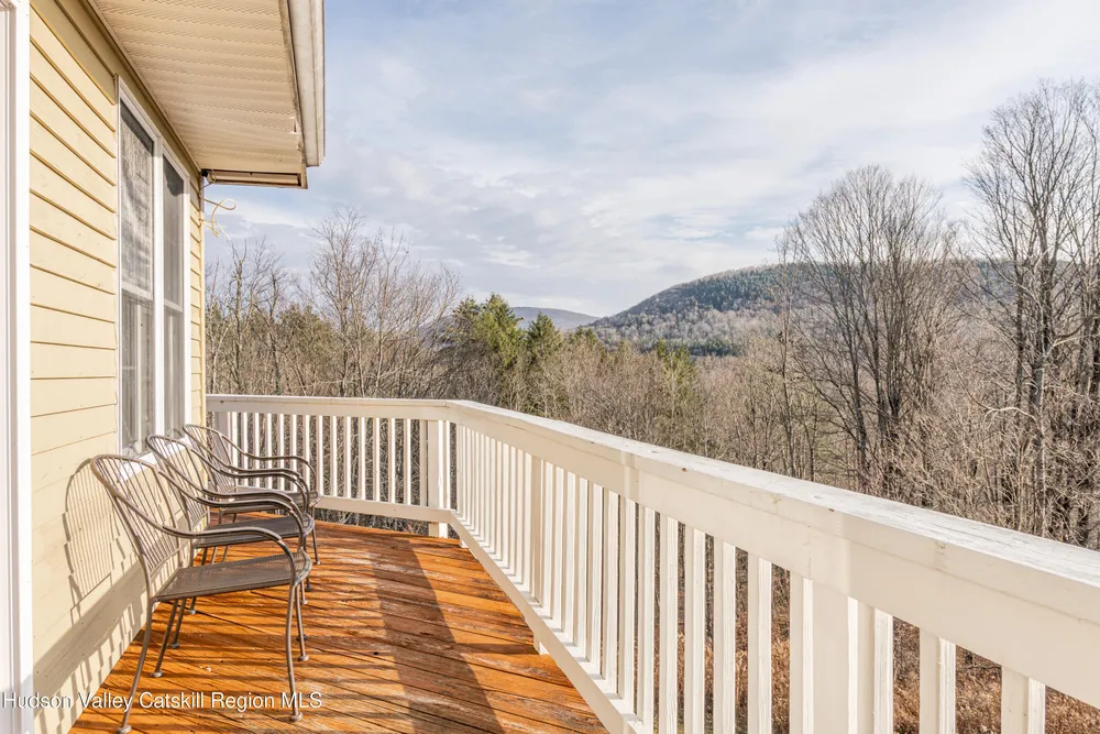 3913 County Hwy-23C, Jewett, NY 12444