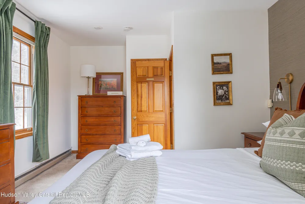 3913 County Hwy-23C, Jewett, NY 12444
