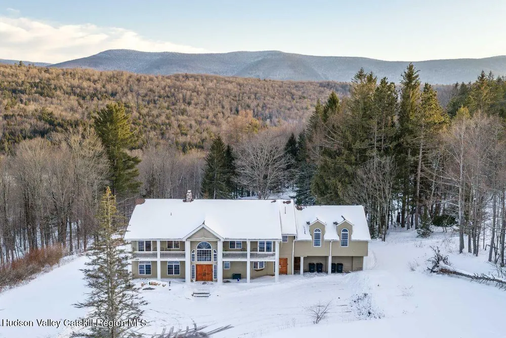 3913 County Hwy-23C, Jewett, NY 12444