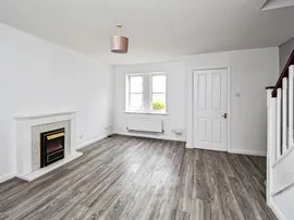 Tattersall Drive, Beverley thumb 2