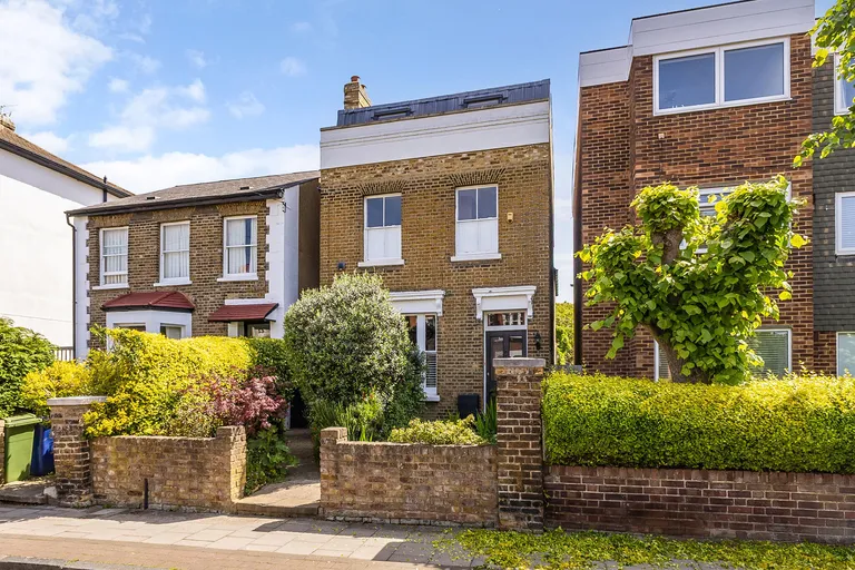 Crystal Palace Road, London, SE22