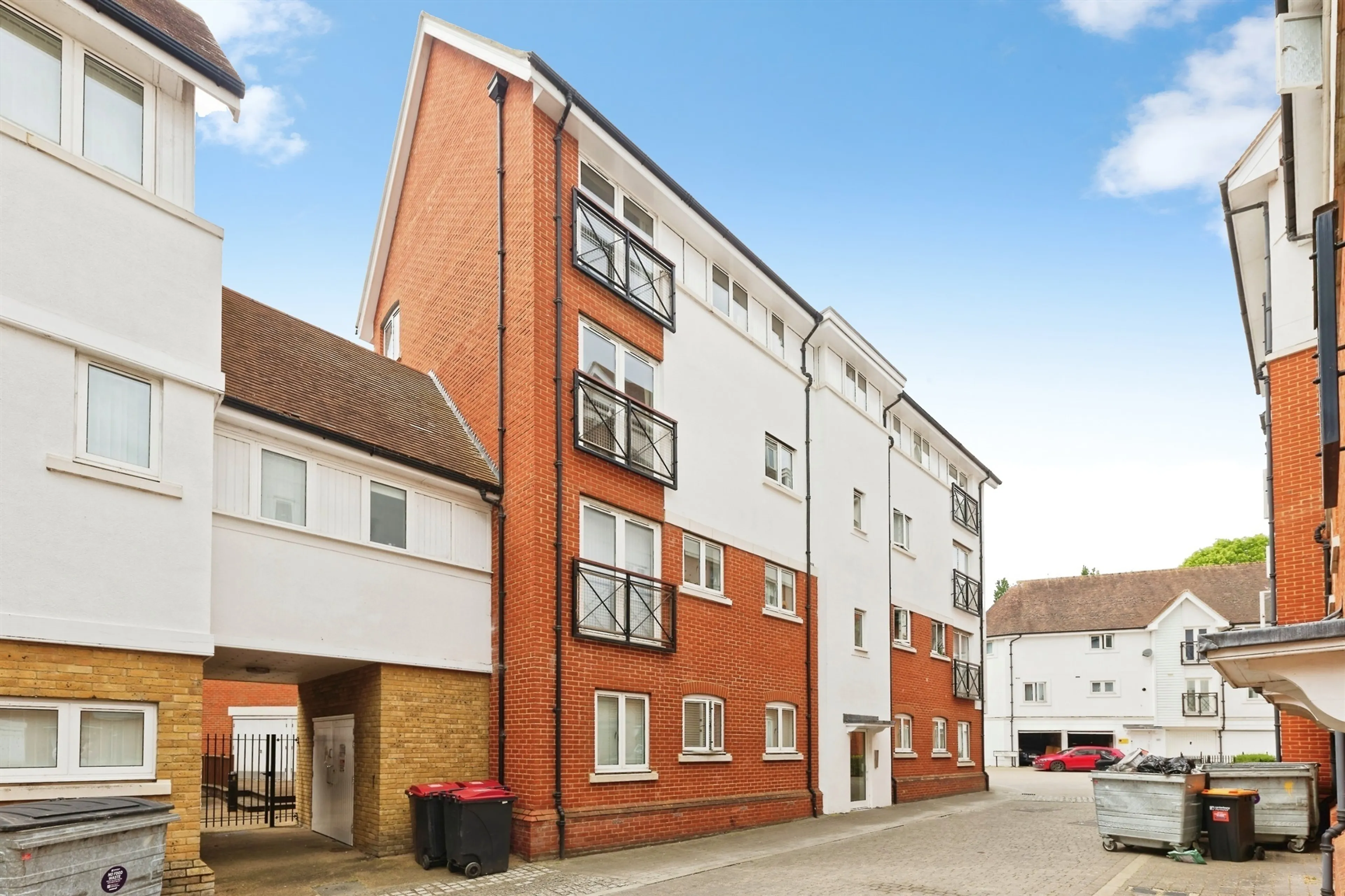 Property photo 0