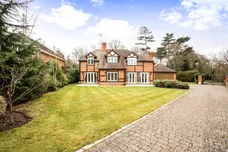 Lovel Road Windsor SL4 photo 1