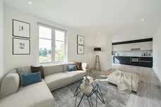 Wray Park Road Reigate RH2 photo 1