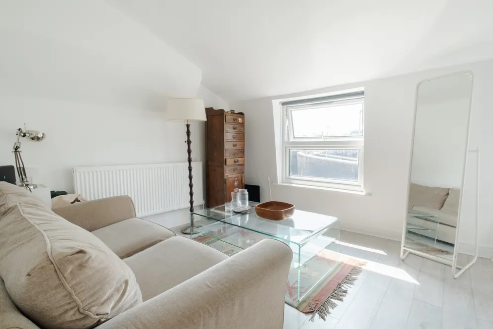 Amhurst Road London E8 photo 4