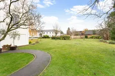 Pavilion Gardens Cheltenham GL50 photo 19