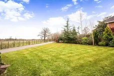 Lovel Road Windsor SL4 photo 28