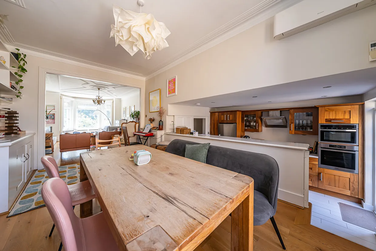 Clapham Common North Side, London, SW4 photo 5