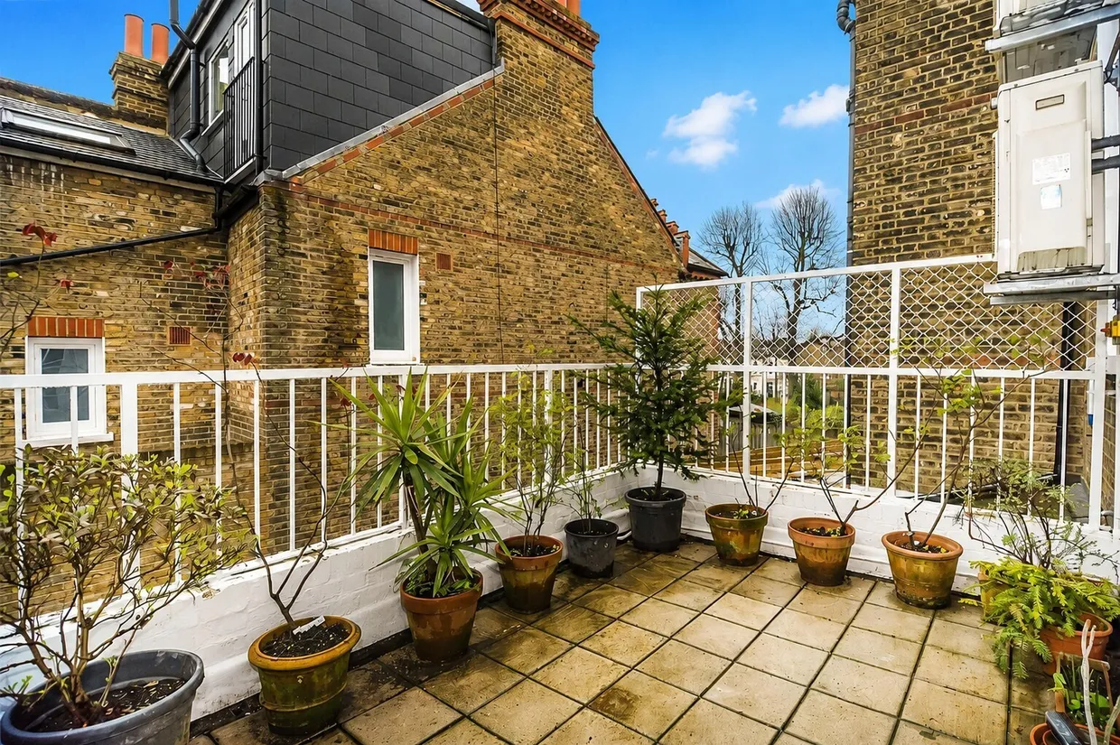 Clapham Common North Side, London, SW4 photo 7