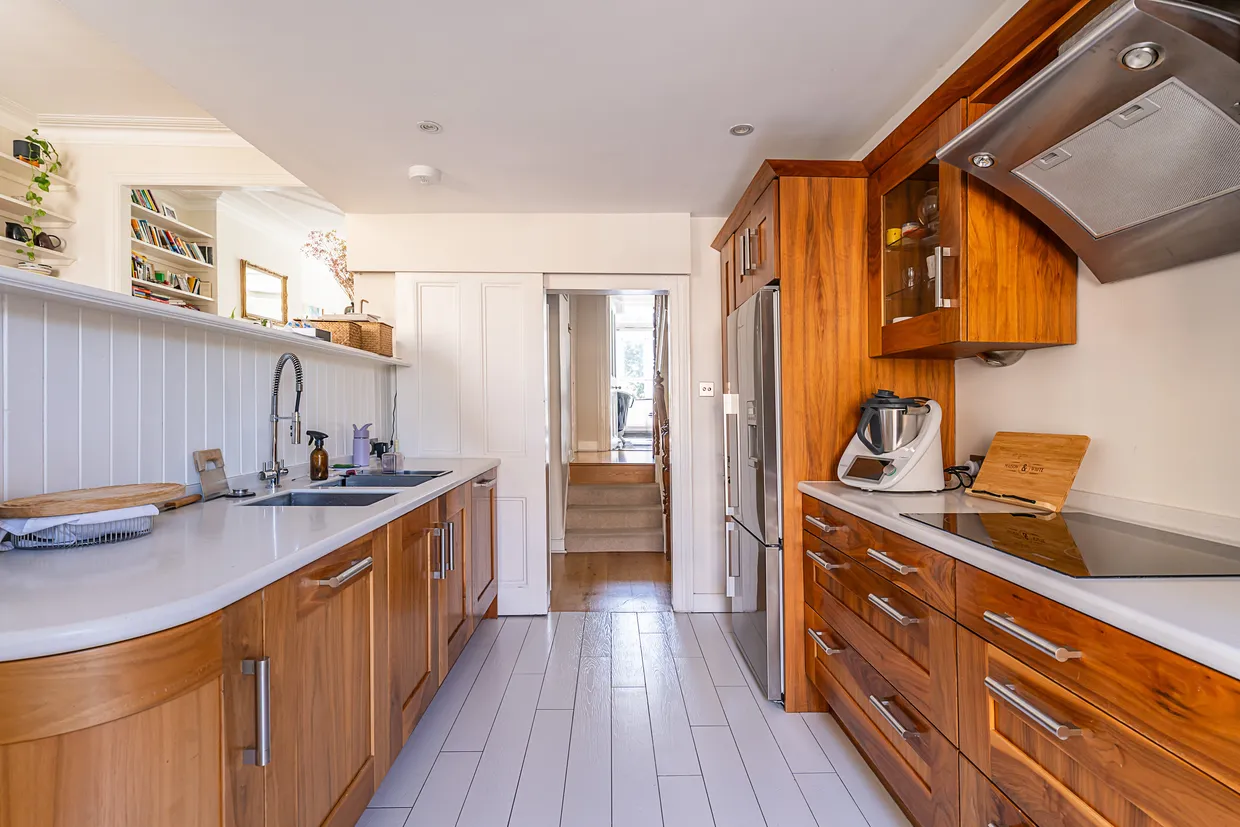 Clapham Common North Side, London, SW4 photo 15