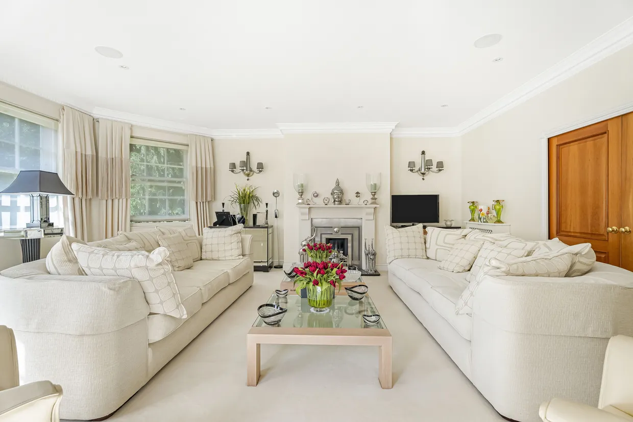 Old Redding, Harrow, HA3 photo 8