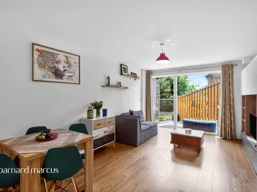 Cargreen Road, Londonphoto