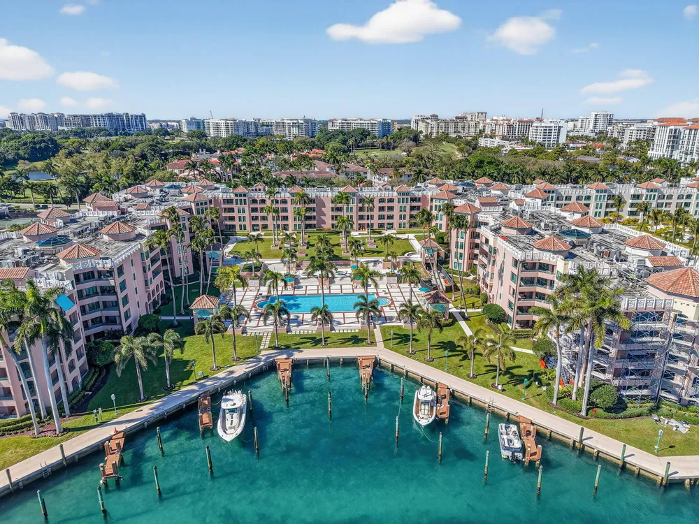 100 SE 5th Ave, Boca Raton, FL 33432