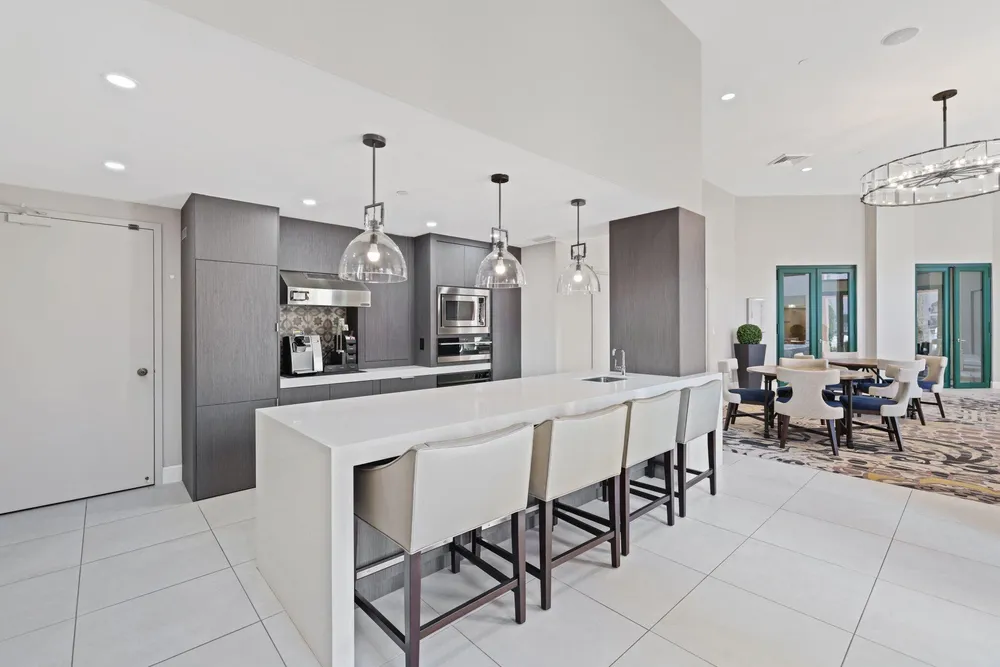 100 SE 5th Ave, Boca Raton, FL 33432