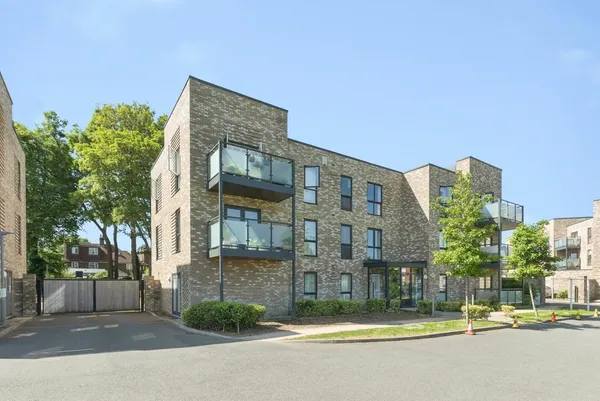 Salomons Grove, Southborough, Tunbrid...