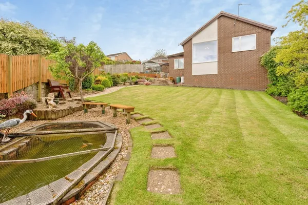 Glendale Close, Burnley, Lancashire, ...