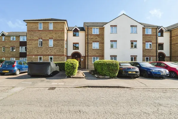 Higham Station Avenue, Chingford, Lon...