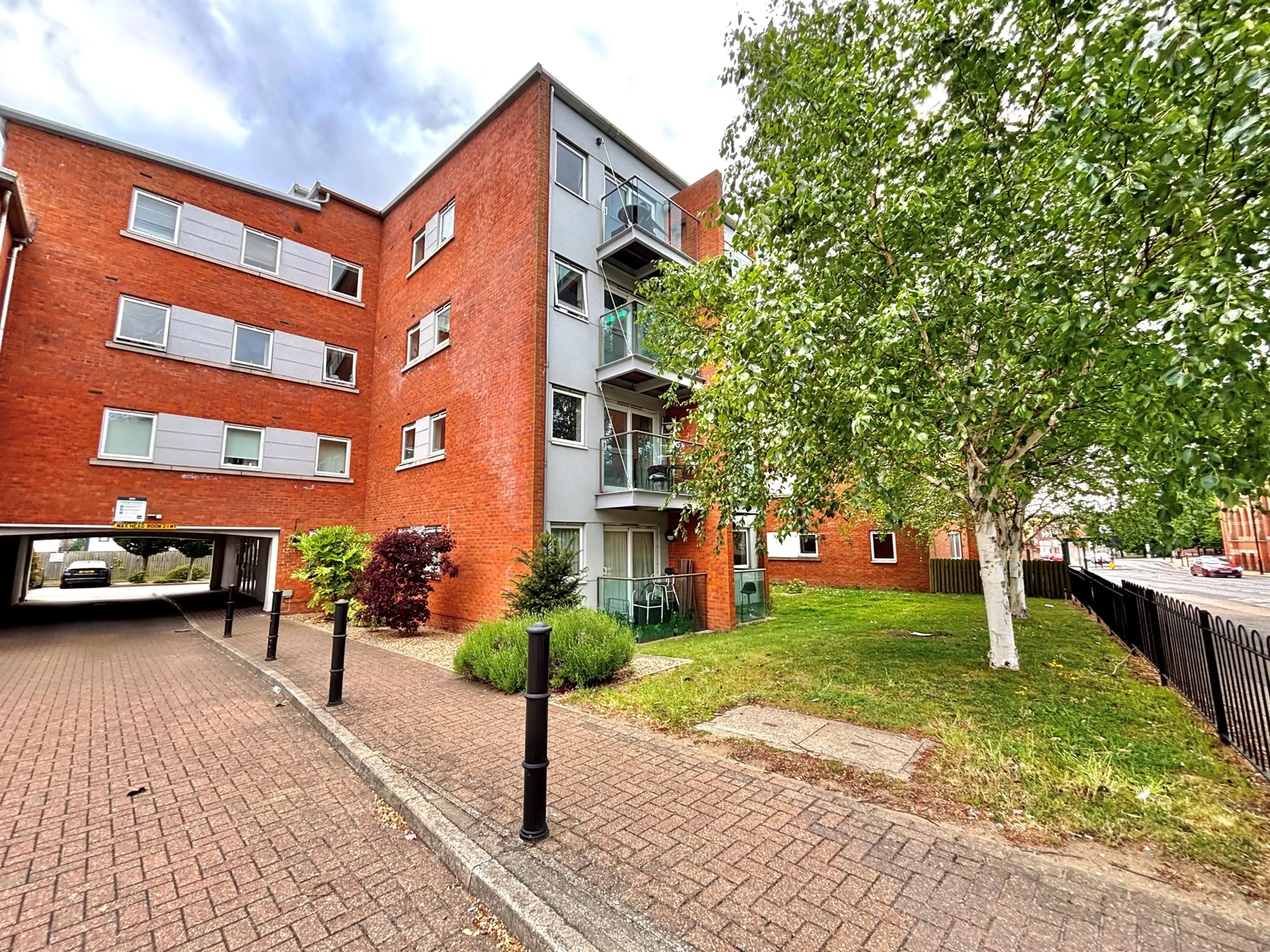 Property photo 0