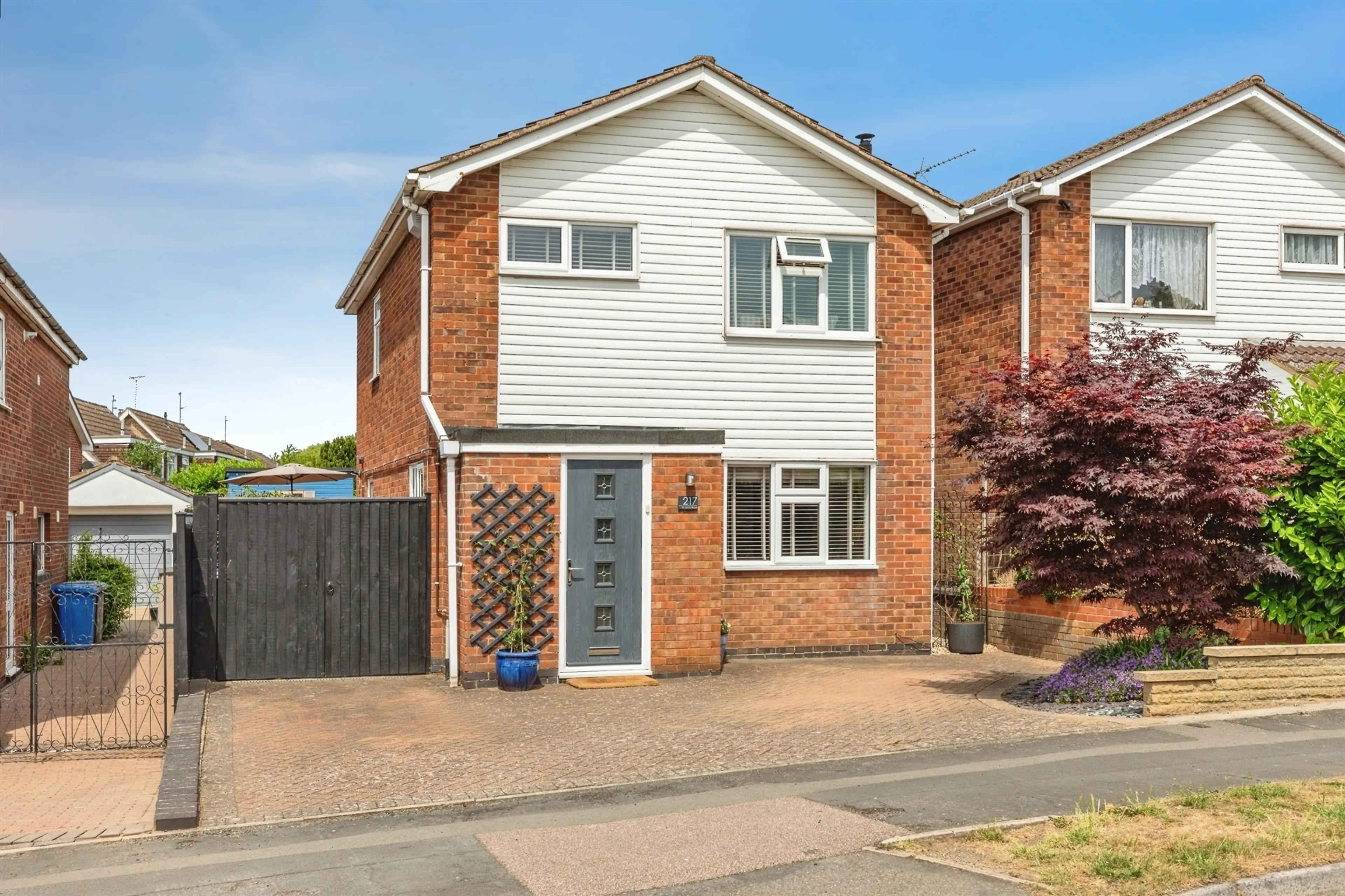 Property photo 0