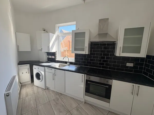 Market Street, Huthwaite, NG17