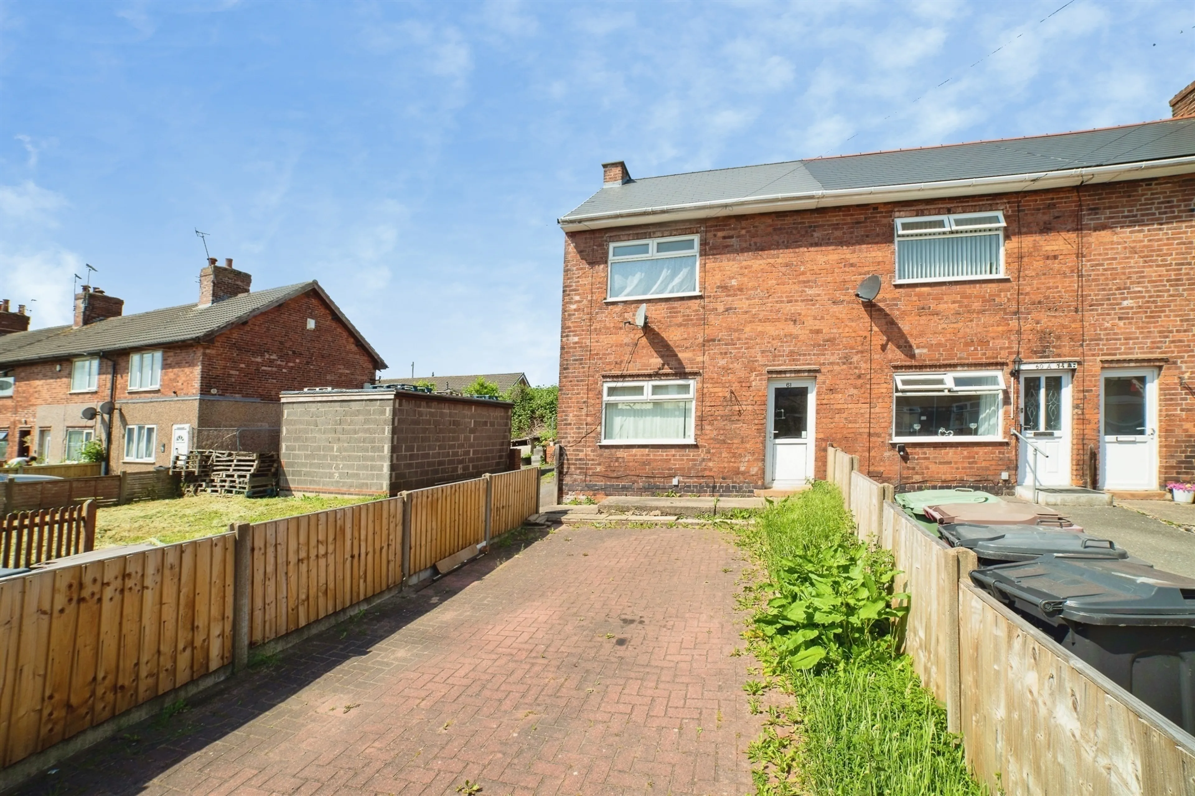 Property photo 0