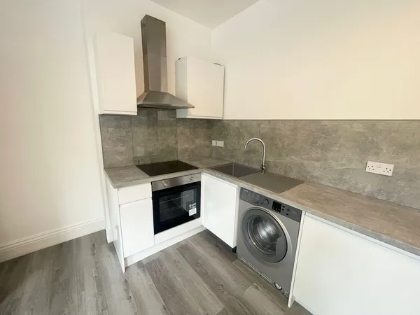 Pershore Road South, Kings Norton, B30