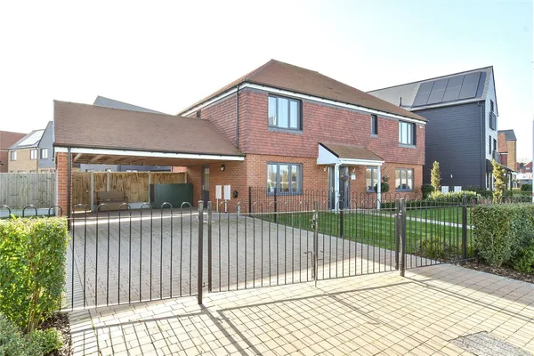 Barley Drive, Chestfield, Whitstable,...