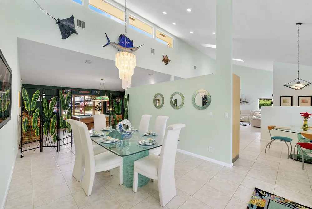 11240 SW 1st St, Coral Springs, FL 33071