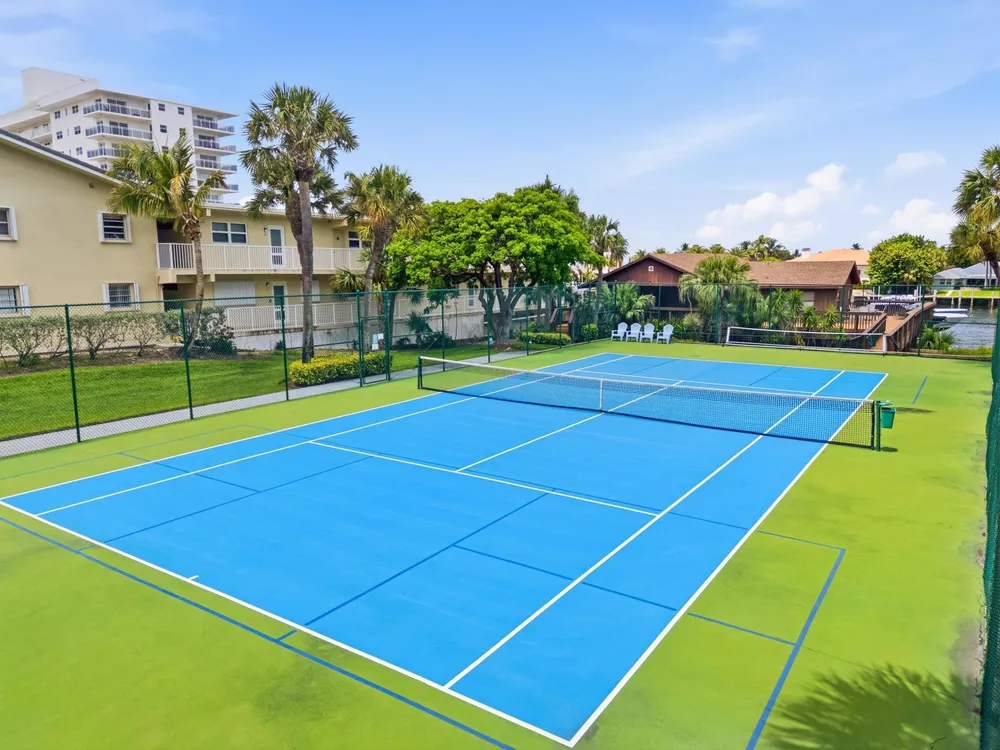 1167 Hillsboro Mile, Hillsboro Beach, FL 33062