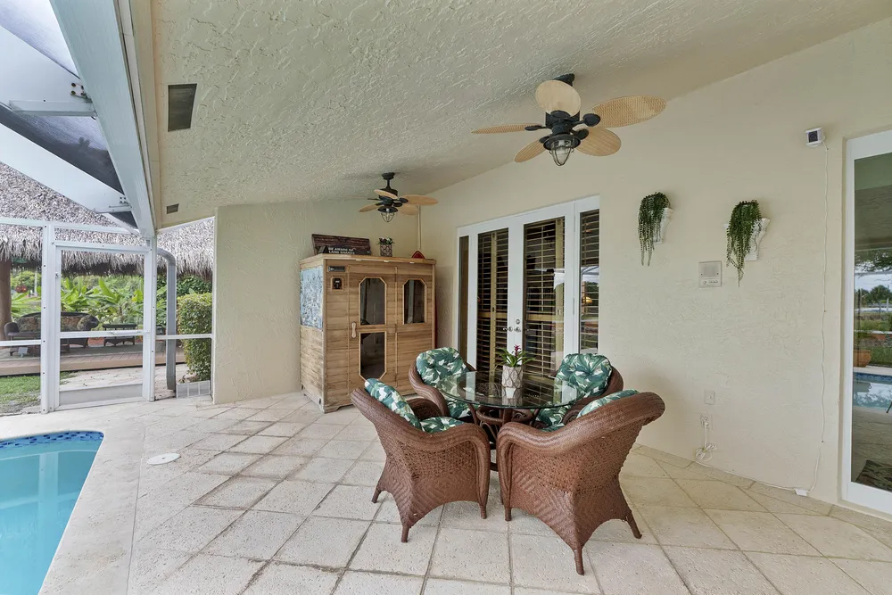 11240 SW 1st St, Coral Springs, FL 33071