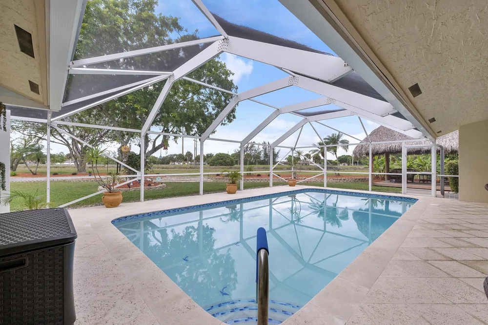 11240 SW 1st St, Coral Springs, FL 33071