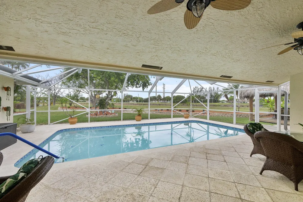 11240 SW 1st St, Coral Springs, FL 33071