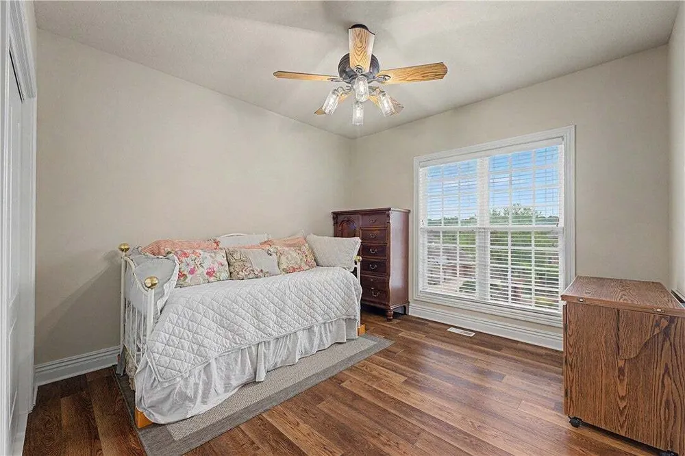 3701 NW Creekstone Blvd, Bentonville, AR 72712