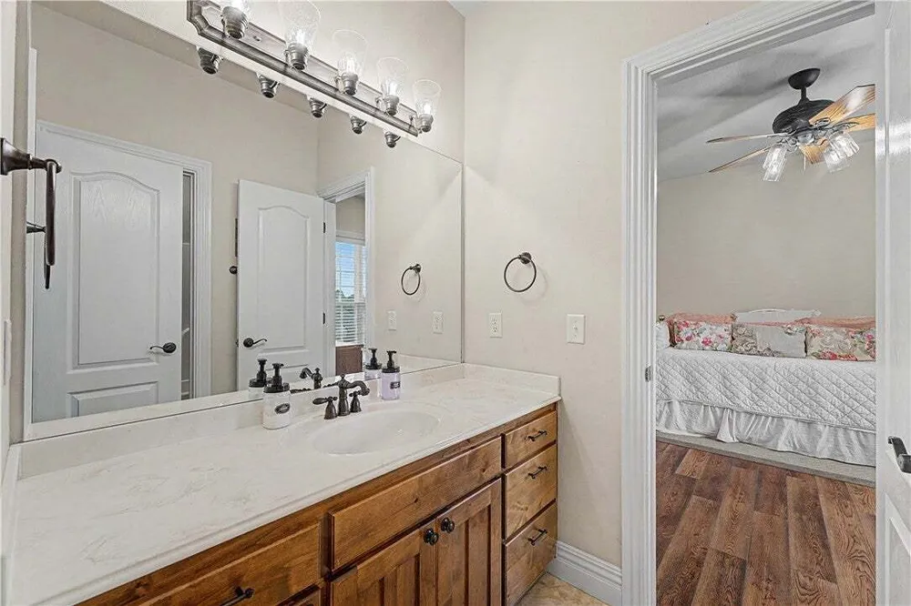 3701 NW Creekstone Blvd, Bentonville, AR 72712