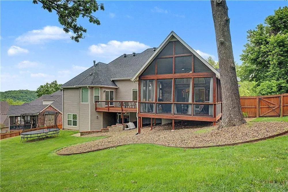 3701 NW Creekstone Blvd, Bentonville, AR 72712