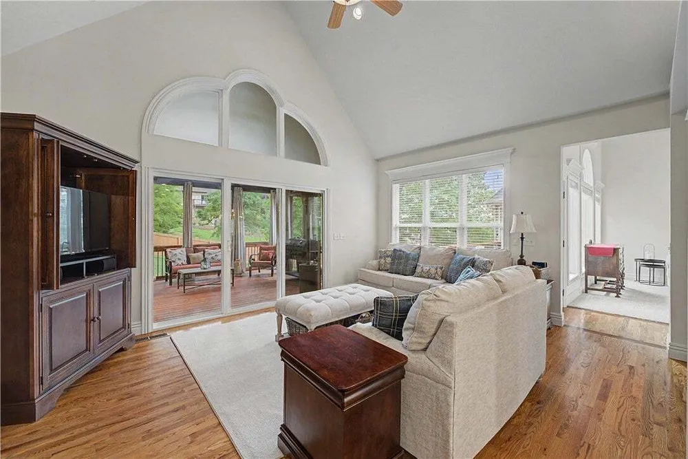 3701 NW Creekstone Blvd, Bentonville, AR 72712