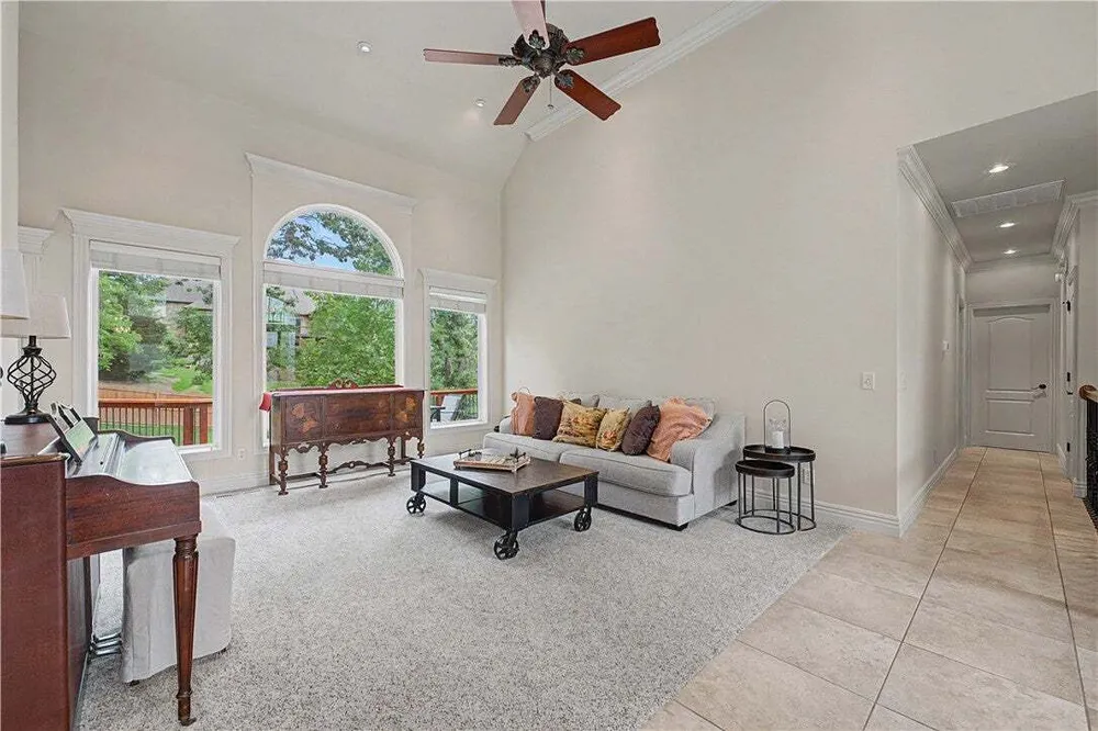 3701 NW Creekstone Blvd, Bentonville, AR 72712