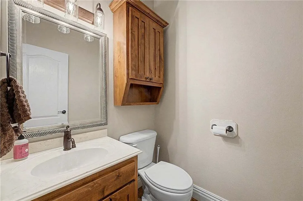 3701 NW Creekstone Blvd, Bentonville, AR 72712