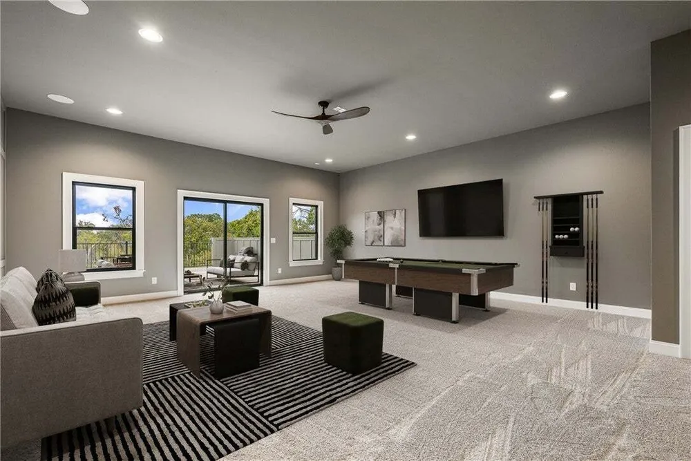 1039 NW A St, Bentonville, AR 72712