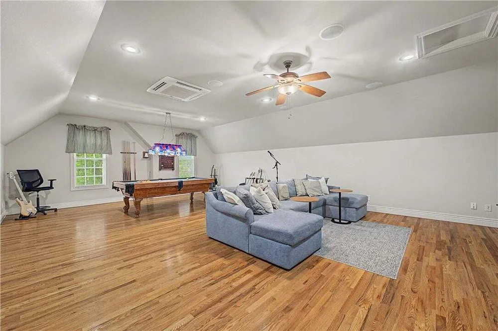 3701 NW Creekstone Blvd, Bentonville, AR 72712