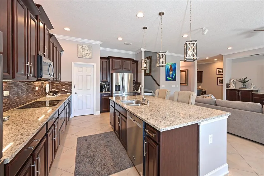 11608 8th Terrace NE, Bradenton, FL 34212
