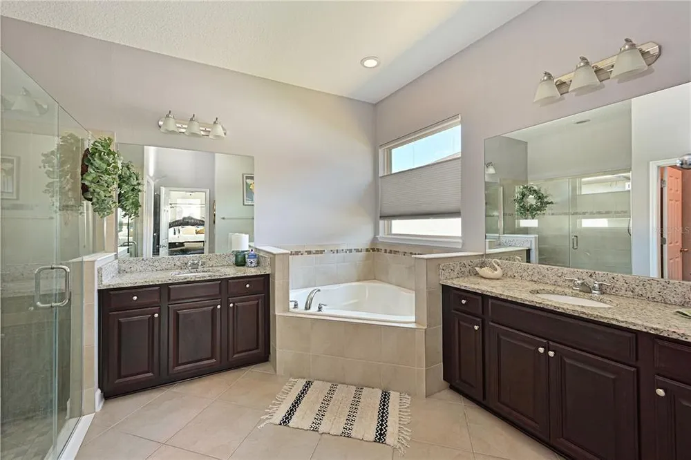 11608 8th Terrace NE, Bradenton, FL 34212