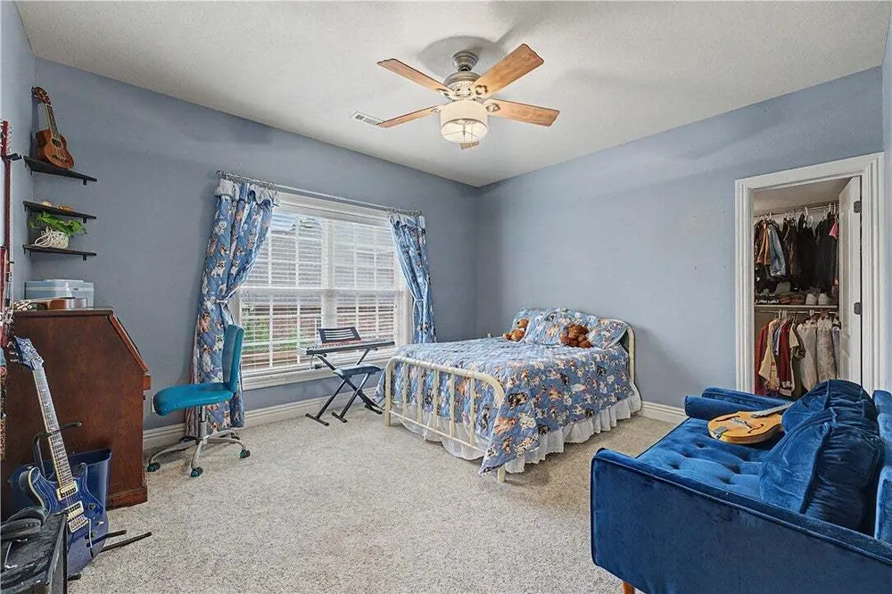 3701 NW Creekstone Blvd, Bentonville, AR 72712