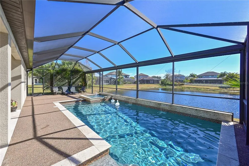 11608 8th Terrace NE, Bradenton, FL 34212