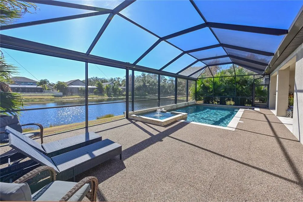 11608 8th Terrace NE, Bradenton, FL 34212