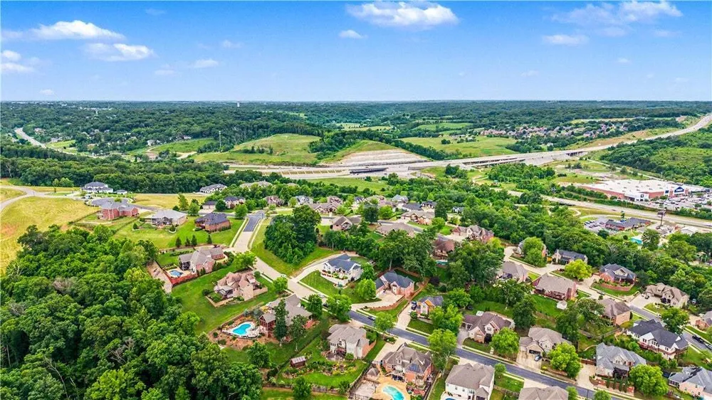 3701 NW Creekstone Blvd, Bentonville, AR 72712