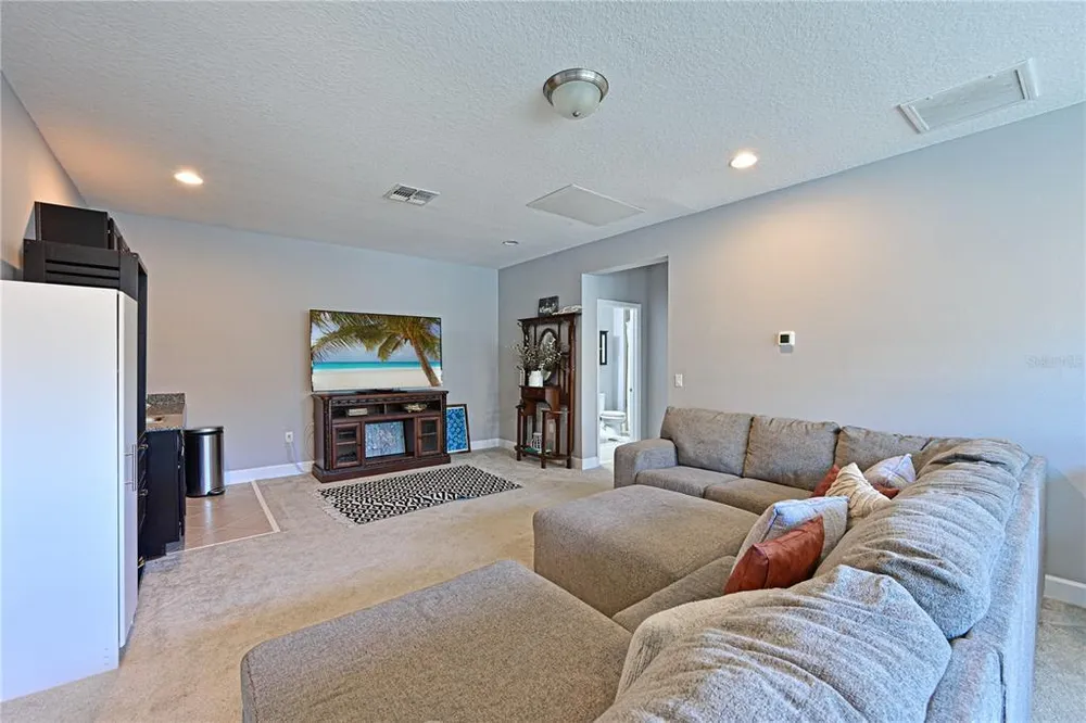 11608 8th Terrace NE, Bradenton, FL 34212