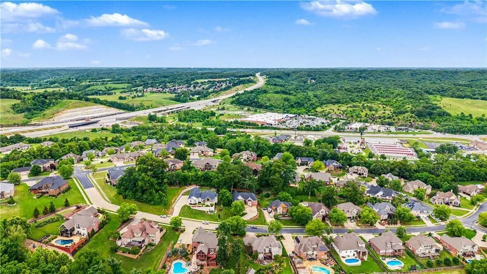 3701 NW Creekstone Blvd, Bentonville, AR 72712