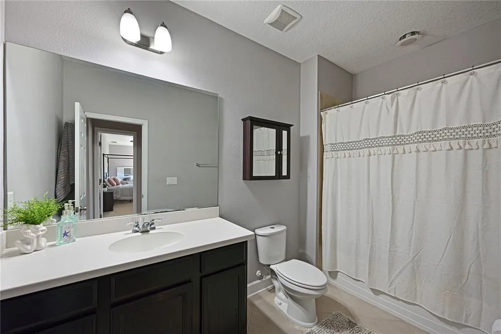 11608 8th Terrace NE, Bradenton, FL 34212
